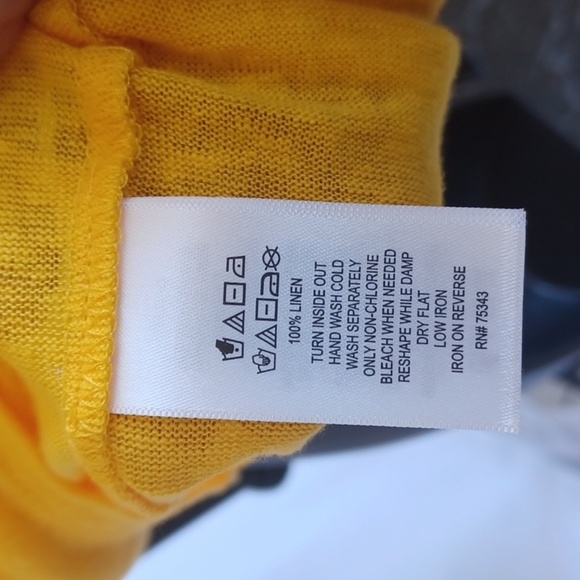 Joie Women's Halter Style Blouse Size M Yellow Sleeveless 100% Linen, semi-sheer - Picture 6 of 6